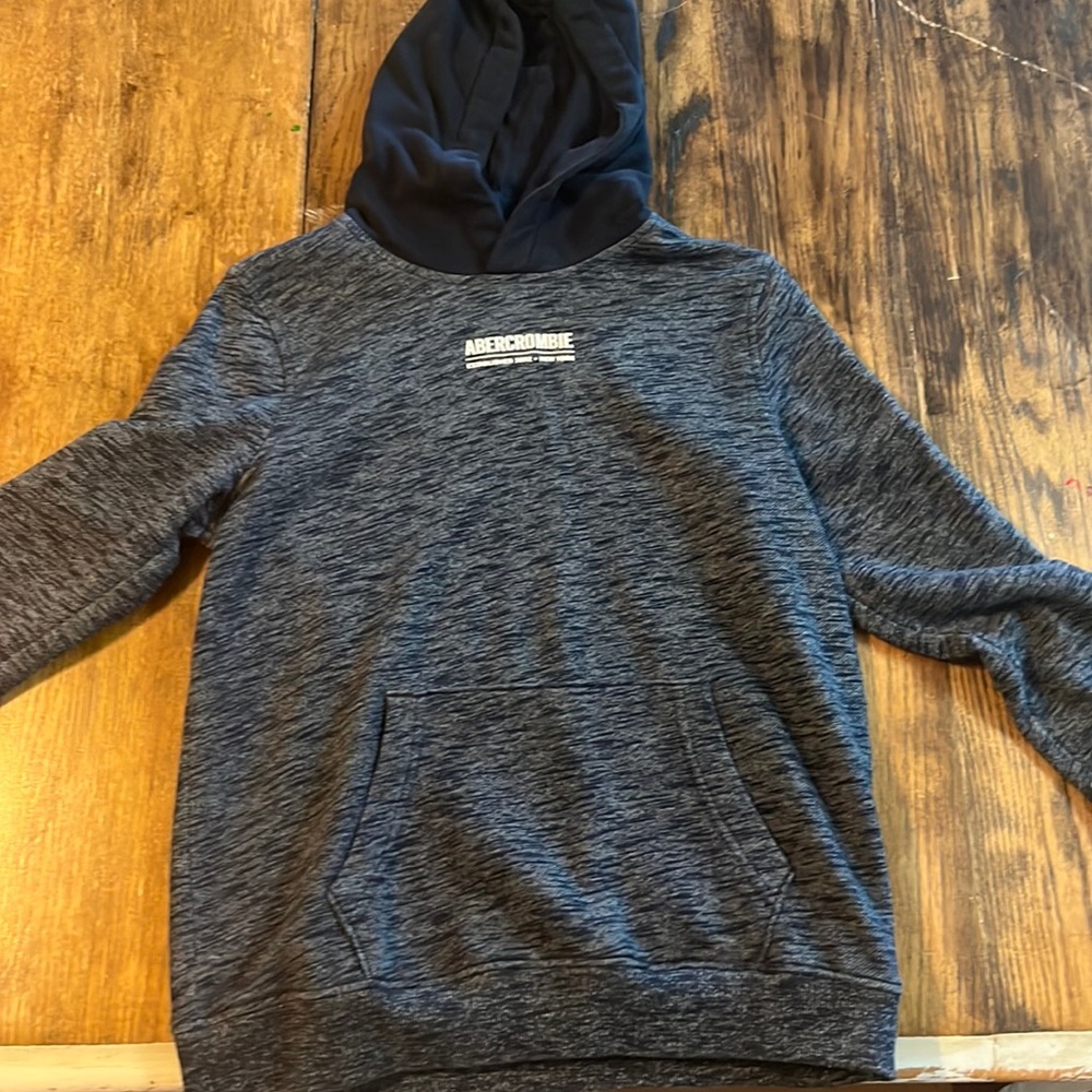 Abercrombie Kids sweat shirt size 15/16
